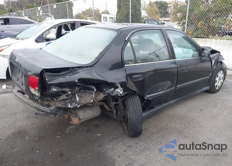 1998 Honda Civic Lx z USA, uszkodzony, nr VIN JHMEJ6677WS017027